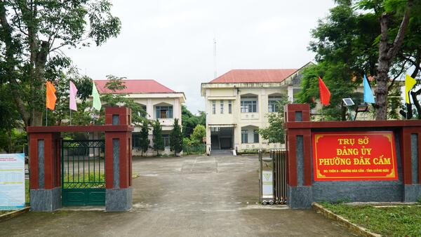 Phường Đăk Cấm, tỉnh Quảng Ngãi tập trung sắp xếp các cơ quan, đơn vị để ổn định làm việc