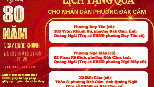 Lịch tặng quà cho Nhân dân phường Đăk Cấm